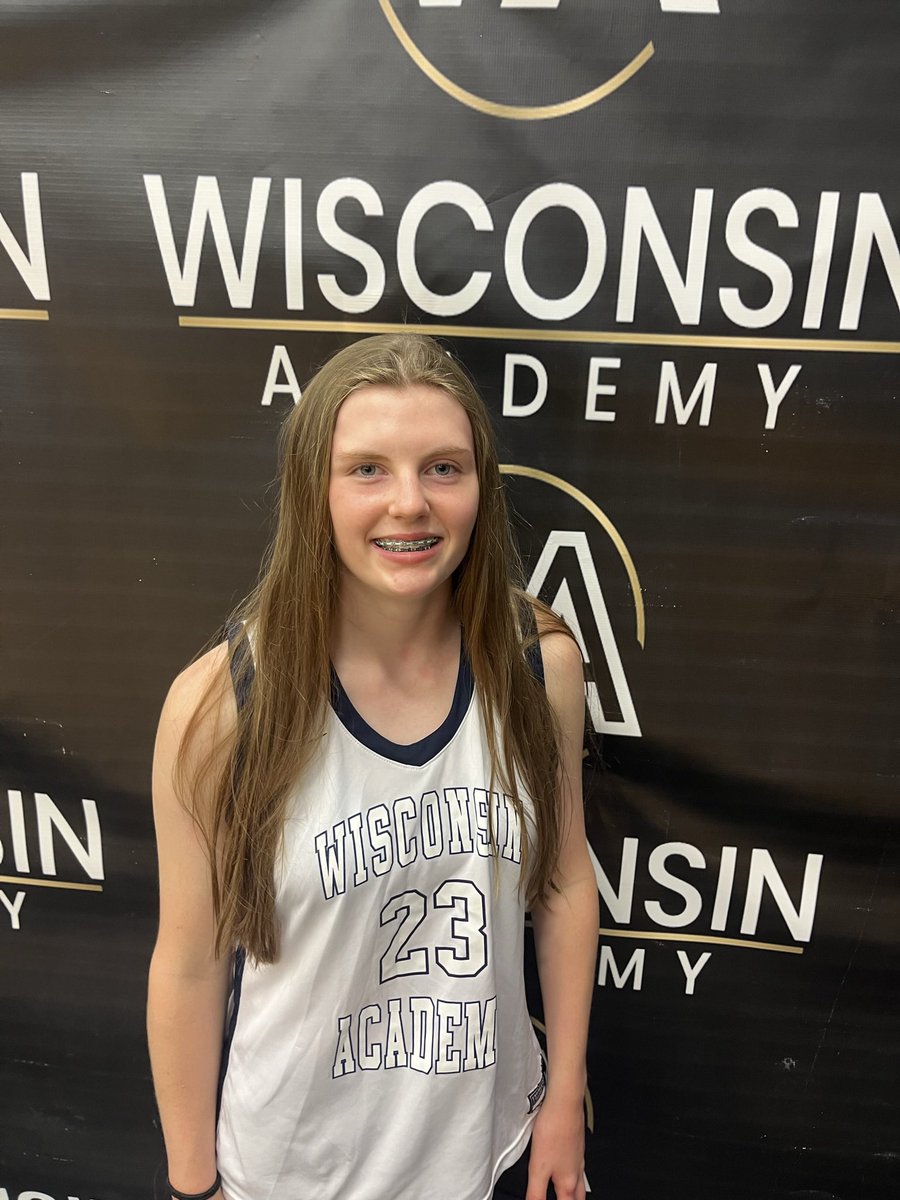 2027 5’10” W Nadia Murphy (<a href="/NadiaMurphy111/">Nadia Murphy</a>) had a strong performance for Lakeside Lutheran scoring 14pts &amp; adding 3 boards, 1 assist &amp; 1 steal in their win over Columbus!

#WABFam