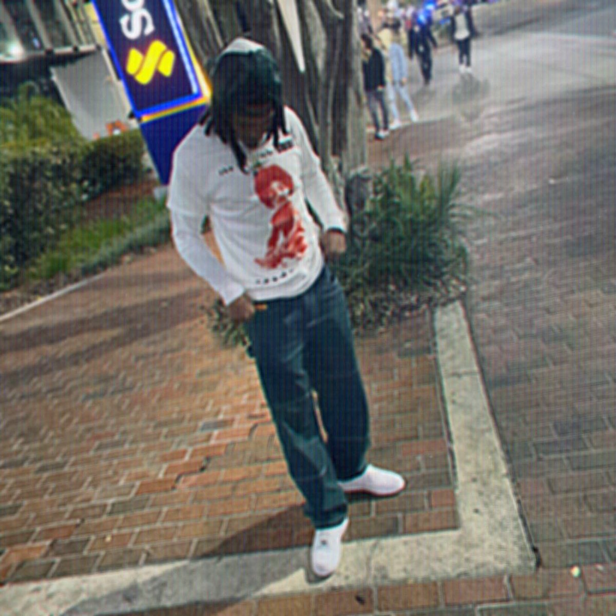 khambo_'s tweet photo. Him so trim https://t.co/hzGT7io8A7