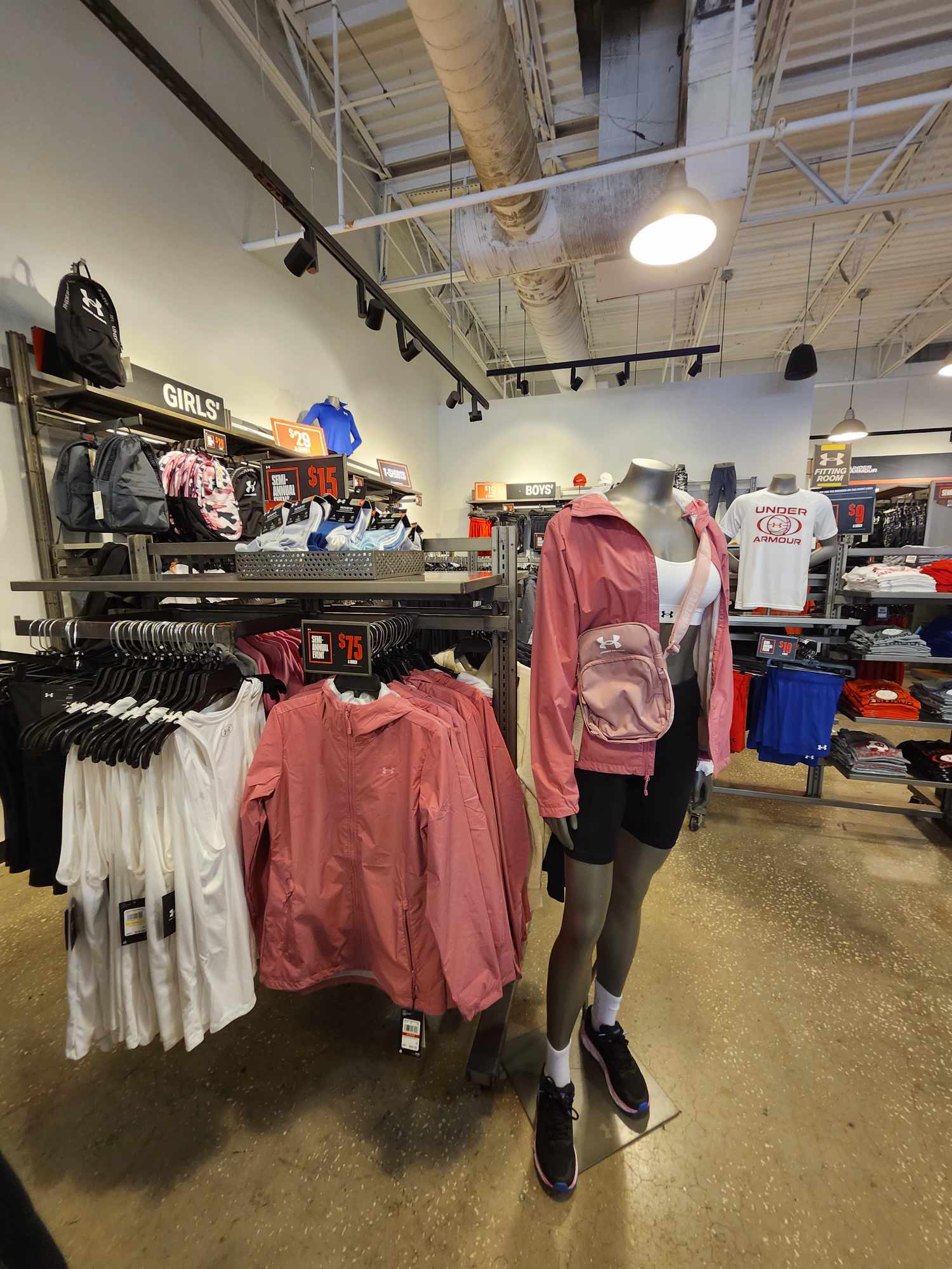 Under armour cheap outlet store sale