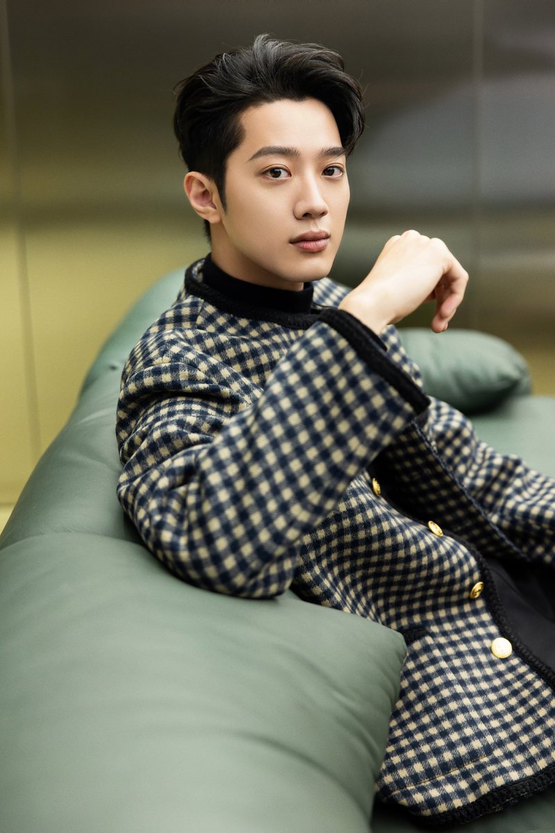 dramapotatoe's tweet photo. #LaiGuanlin for Gucci in Milan

More - https://t.co/DdSMYxm0ka https://t.co/YgsGrlz1bi