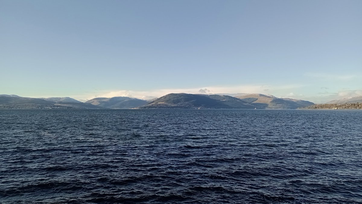 LearnerWcs's tweet photo. Very cold, but perfect day to be out and about taking photos... #FirthOfClyde #Gourock #Strone #Blairmore #Kilcreggan https://t.co/h0K8dsfaSx