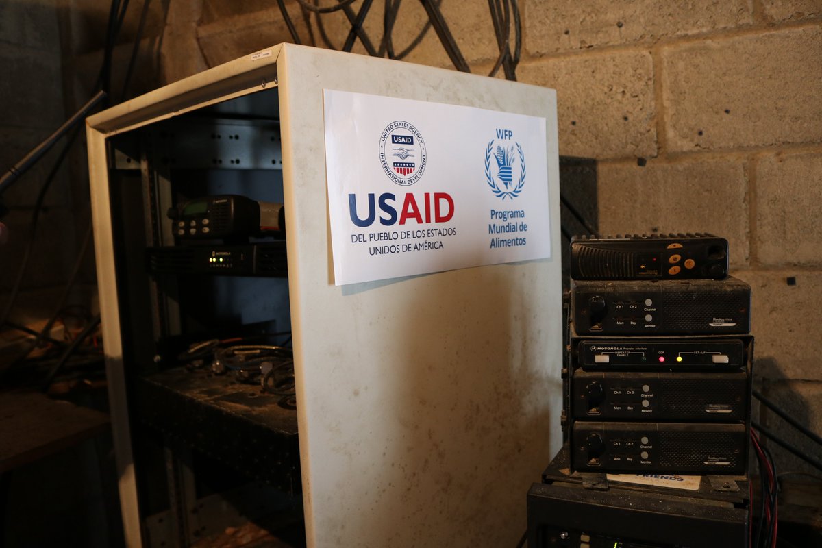 WFP_RD's tweet image. ⏱️Preparación
⚙️Coordinación

El Cluster de Telecomunicaciones en Emergencias @ETCluster apoya las instituciones de respuesta en 🇩🇴.

En 2022 durante el #HuracanFiona se demostró mejor coordinación entre los actores nacionales.

🇺🇳🫱🏾‍🫲🏽🇺🇸@USAIDSavesLives

📲bit.ly/3vGCvVm