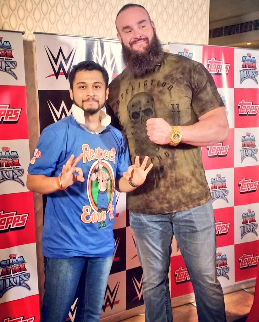 @WWEIndia @Adamscherr99 @Ga3lyn Still the Monster among Men didn't taste the original @ChitaleBandhu Bakarwadi. #ChakhLeWWE
He surely would've licked his fingers 😃

Glad Braun Strowman had a great experience in India! Got a chance to meet him last time in Mumbai.
#GetTheseHands #WWENowIndia  @SonySportsNetwk