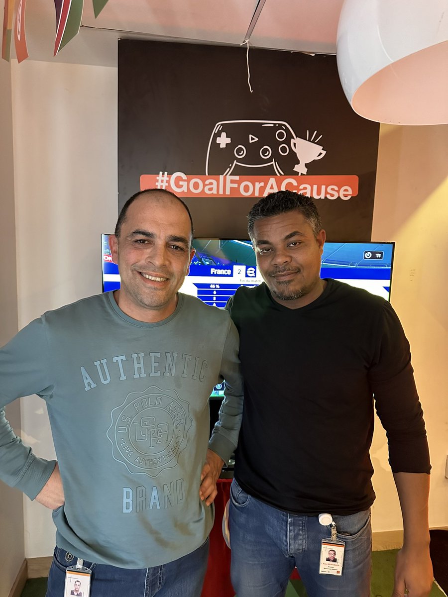 Score du deuxième match de poule contre nos collègues de la RDC  2-2 . 
See you le 24/01 Tunisie-Jordanie. 
Super match <a href="/Aloulousk/">Ali Sakka</a> <a href="/amara_nasr/">Ben Amara Nasr</a>