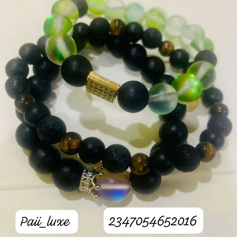 paiianthony's tweet photo. Let me be your plug_Beeds_Vintage_2Pc_T.shairts_ sneakers__cross_
Affordable_Reliable_DM_for_your_oders_n_prices
#Beeds
#2pc
#vintage
#sneakers
#Crs https://t.co/rH2SGcA6jt
