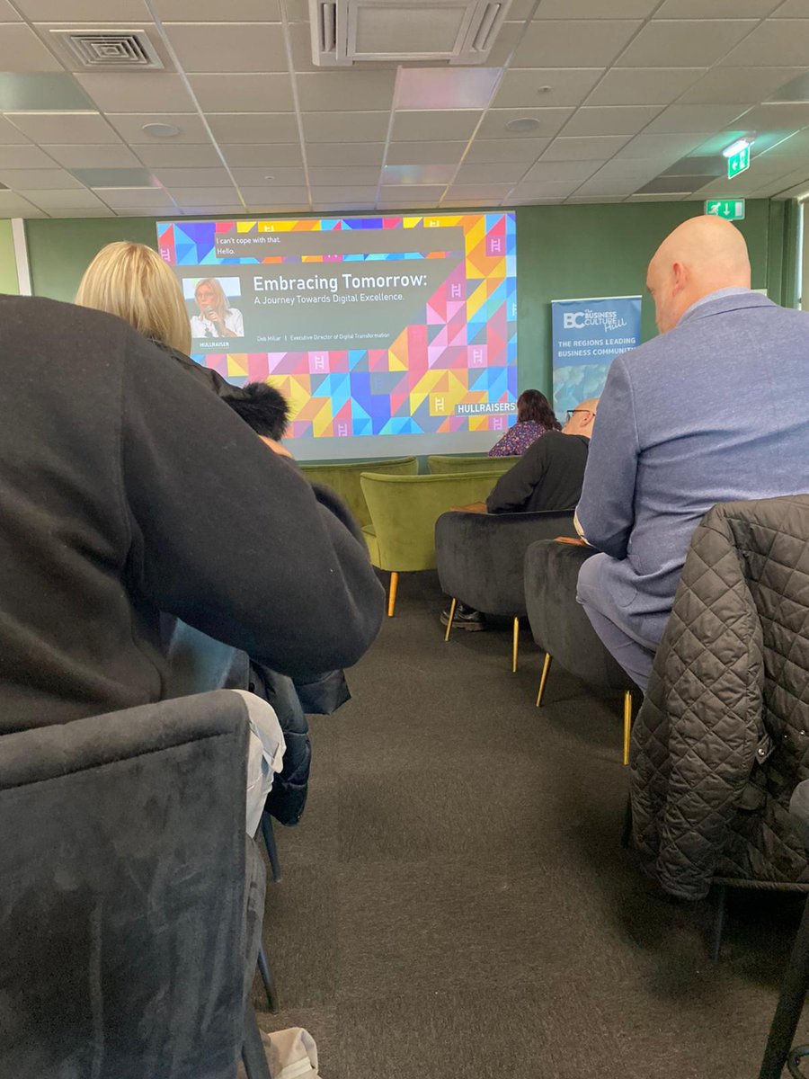 Thank you very much to @thebchull and @hullcollegegrp for hosting the 'Embracing Tomorrow' seminar today. 

We enjoyed hearing about more impactful AI prompts and digital transformation. Thank you to Deb Millar for a very interesting morning.