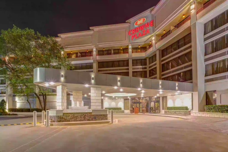 Reminder: The Crowne Plaza Executive Center Baton Rouge is the host hotel of the 2024 #NAHPLNationalSummit.

‼️Visit our website for more information (including the discount code)‼️

nahpl.org/professional-d…

#PhysEd #HealthEd