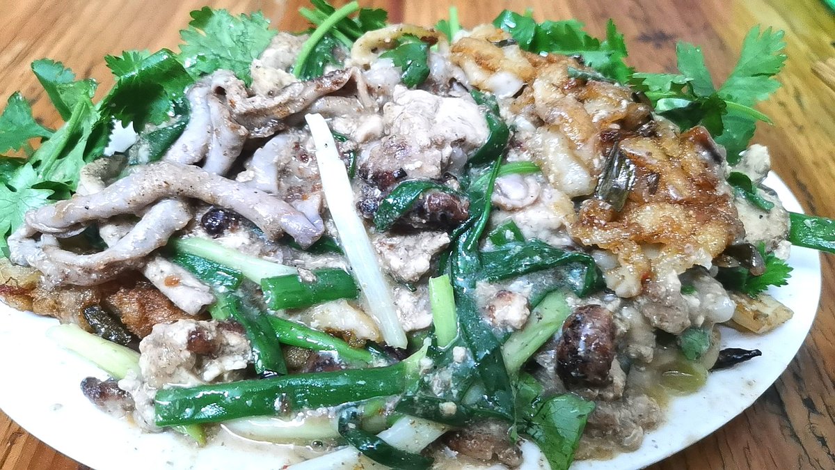 wangfei88017273's tweet photo. 相當美味的一款食物，一人一盤剛好。誰看得出這是什麼？ https://t.co/TNOvnKfEwY