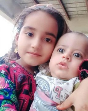 ZubiFazu's tweet photo. ⭕گزشتہ روز پاکستان پر داغے گئے ایرانی میزائلوں سے یہ بچے شہید ہوئے ہیں.

⭕کیا ریاست پاکستان ایرانی دہشتگردی کا جواب ان ہی کی زبان میں دے گی؟
#ISPR https://t.co/5xYwI3000A