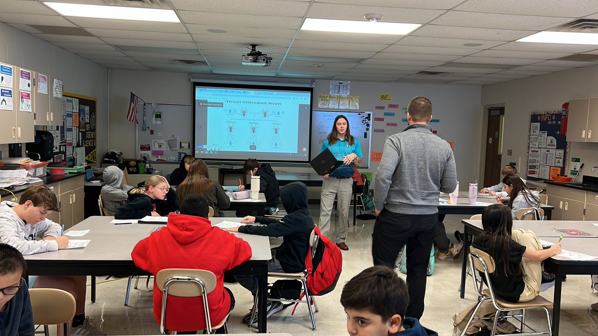 Mr. Deeney and Mr. Feller @MPSAndersenMS engage in coteaching strategies (one lead, one assist) as part of Clinical Practice @UNOCEHHS #ShinewithMPS @MPSHR