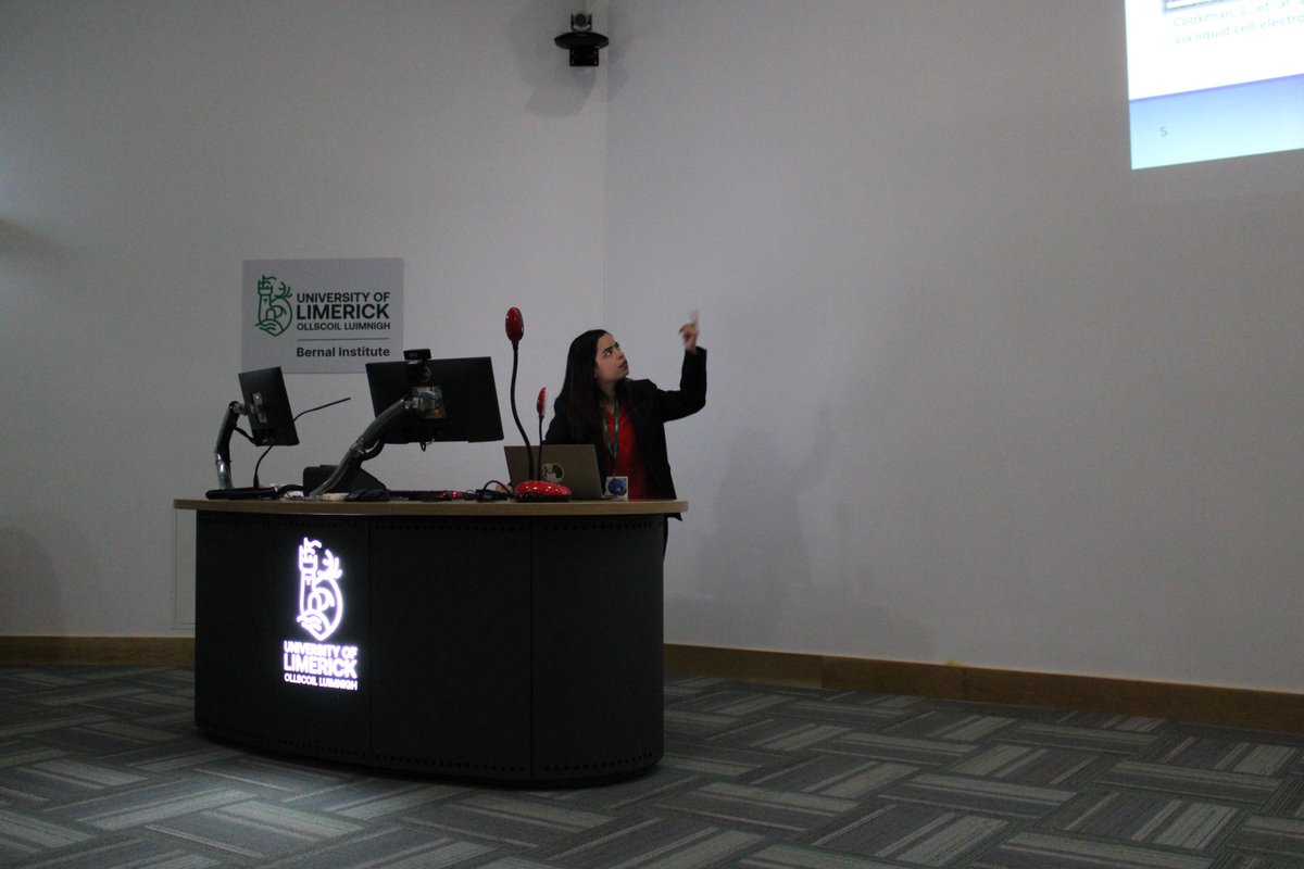 Next contributed talk is by my own PhD Student Sara Fatima talking about how we can manufacture pharmaceutical drugs using liquid phase TEM. #MSI2024 
<a href="/MicroscopyIrl/">Microscopy Society of Ireland🔬</a> <a href="/UL/">University Of Limerick</a> <a href="/DENSsolutions/">DENSsolutions</a> @BernalNews