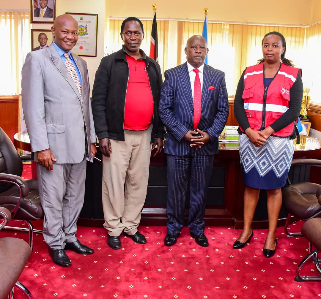 I met with a team from the @KenyaRedCross , Nyeri Branch. The team, led by the branch Chairman David Mwangi, and the County Coordinator Rose Muriithi sought to delve more into enhanced coordination and collaboration between @County19Nyeri and the @KenyaRedCross .