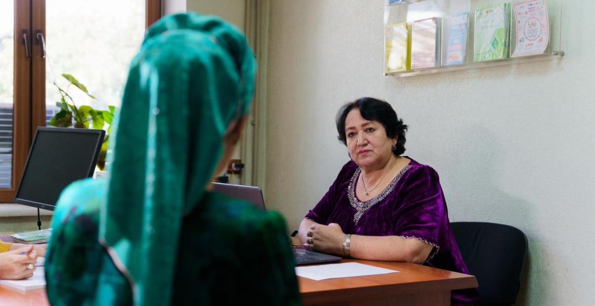 'Our goal is to listen carefully to the person so that the help is as effective as possible.' @UNinTajikistan shares how a 🇪🇺🇺🇳@GlobalSpotlight-backed hotline is changing the lives of women who have suffered gender-based violence, one call at a time. 👉bit.ly/3O51xE2