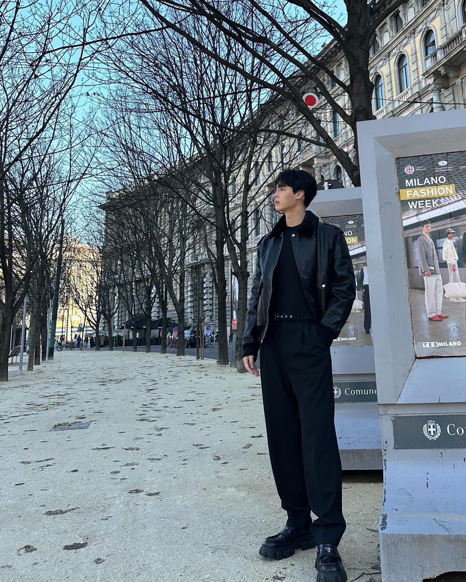 ที่สุดในใจละ ดีทุกรูป 🔥

WIN BA PRADA MFW24
#PradaFW24xWIN
#PradaFW24 #Prada <a href="/Prada/">PRADA</a> 
#winmetawin <a href="/winmetawin/">Winmetawin</a>