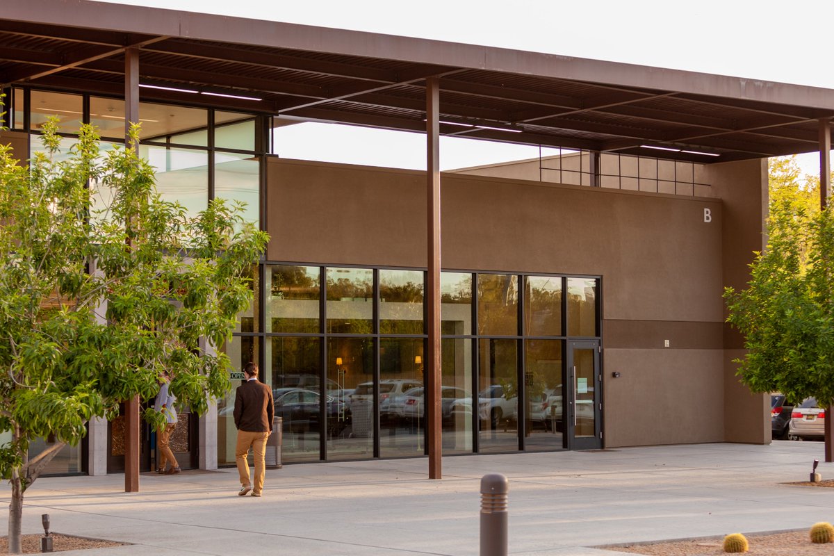 PhoenixSeminary's tweet image. Spring Semester is officially underway! We pray that God blesses you in the classroom and equips you for the field.

#PhoenixSeminary #FaithfulandStrong