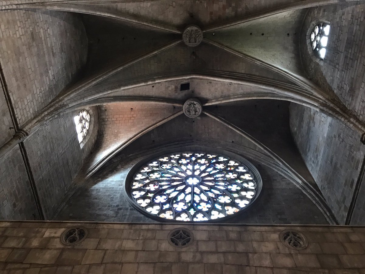 lotemplat's tweet photo. #SantaMariadelPi #Barcelona https://t.co/k1QcxgDseE