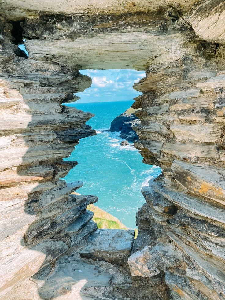 #WitchesWishes From the high window of Tintagel of the Pendragon, I wish thee a future outlook of blue skies and fair seas and a harbour of contentment! In your castle may every blessing abound!