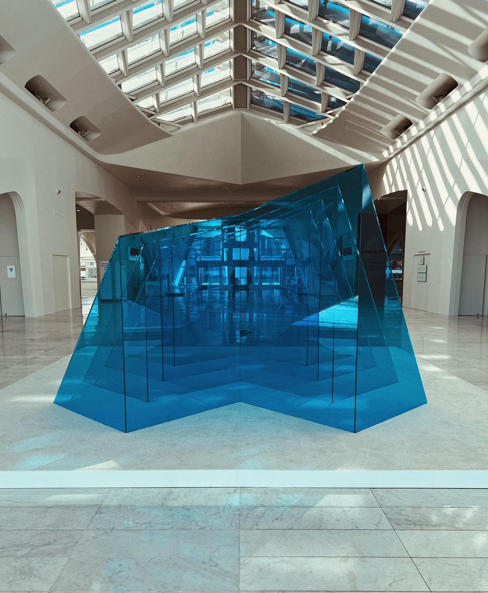 Moderneaire's tweet photo. Larry bells, “Iceberg” sculpture creates a polar plunge in Milwaukee. Viewing it in Windover hall beneath the Brise Soleil while listening to the artists suggested jazz composition is a titanic experience 

https://t.co/BR8xYwRoVO https://t.co/obQ2jHbZgR