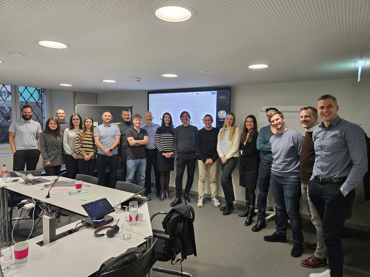 Adam Dymitruk tweet media