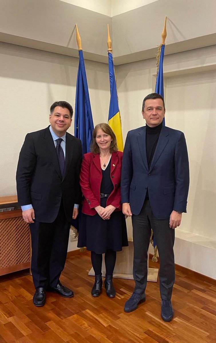 Joined @USAmbRO Kavalec in meetings with Minister of Energy and Minister of Transportation yesterday. Positive meetings where we all agreed to continue our shared vision of a connected future. The U.S and Romania are strong together but stronger united with our friends and…