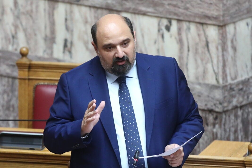 📌 Υπερψηφίστηκε το Νομοσχέδιο για την Κύρωση της Συμφωνίας ανάμεσα σε #Ελλάδα🇬🇷 και #Πορτογαλία🇵🇹 για συνδρομή και συνεργασία στην #ΠολιτικήΠροστασία 👉🏻 bit.ly/3tW5GTL Μιλώντας στην Ολομέλεια #Βουλή, ο Υφυπουργός @CTriantopoulos δήλωσε ότι η κύρωση της Συμφωνίας: ▪️…