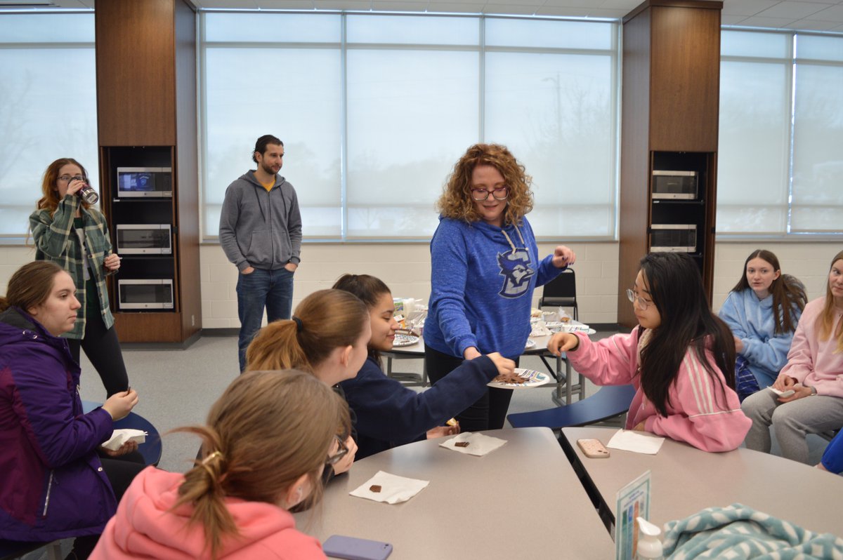Marian Student Pubs tweet media