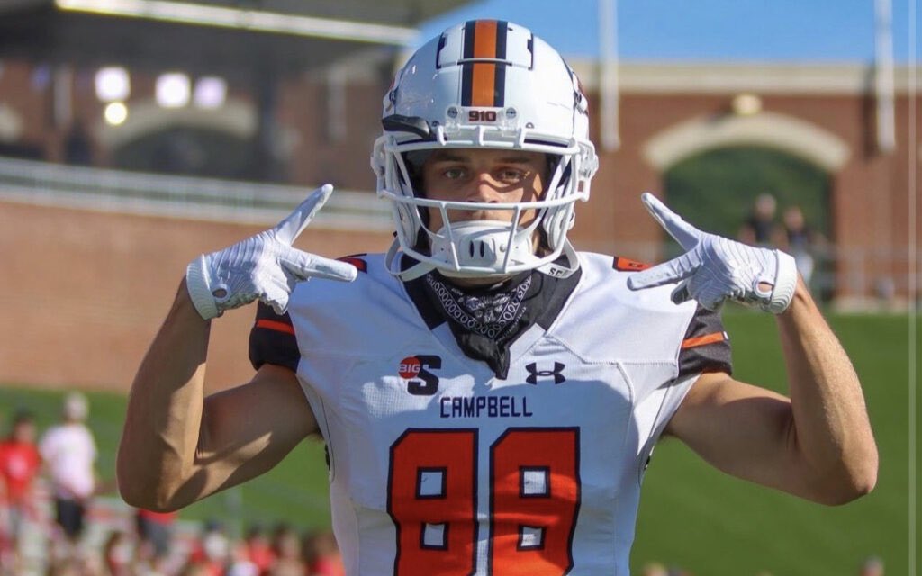 #AGTG Glory to God I am blessed and grateful to receive an offer from Campbell University!!! <a href="/coachTWoff/">Todd Wofford</a> <a href="/BURDEZZZZZYYYYY/">Coach Burdette</a> <a href="/CoachHornor/">Ross Hornor</a> <a href="/_STUDUNIVERSITY/">MICHAEL THOMPSON</a> <a href="/SmallwoodTrent/">Trent Smallwood</a> <a href="/jwindon35/">Joe Windon</a> <a href="/MohrRecruiting/">Brian Mohr</a>