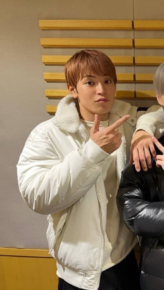 JO1ANNX 2024/01/17 放送回👑🌺👽 奨くんのアウター 【CalvinKlein