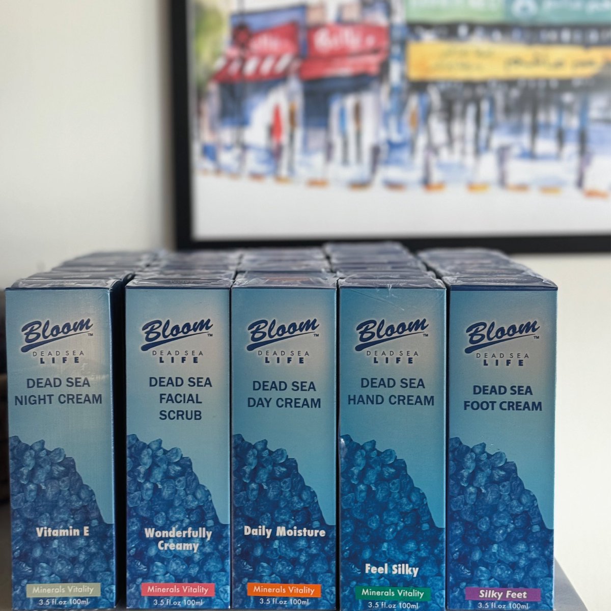 DiscoverJoShop's tweet photo. Made in Jordan from Dead Sea Minerals…. 

Bloom Dead Sea’s collection is available in stores.

#ShopLocal #Jordan https://t.co/3UCmEPF78j
