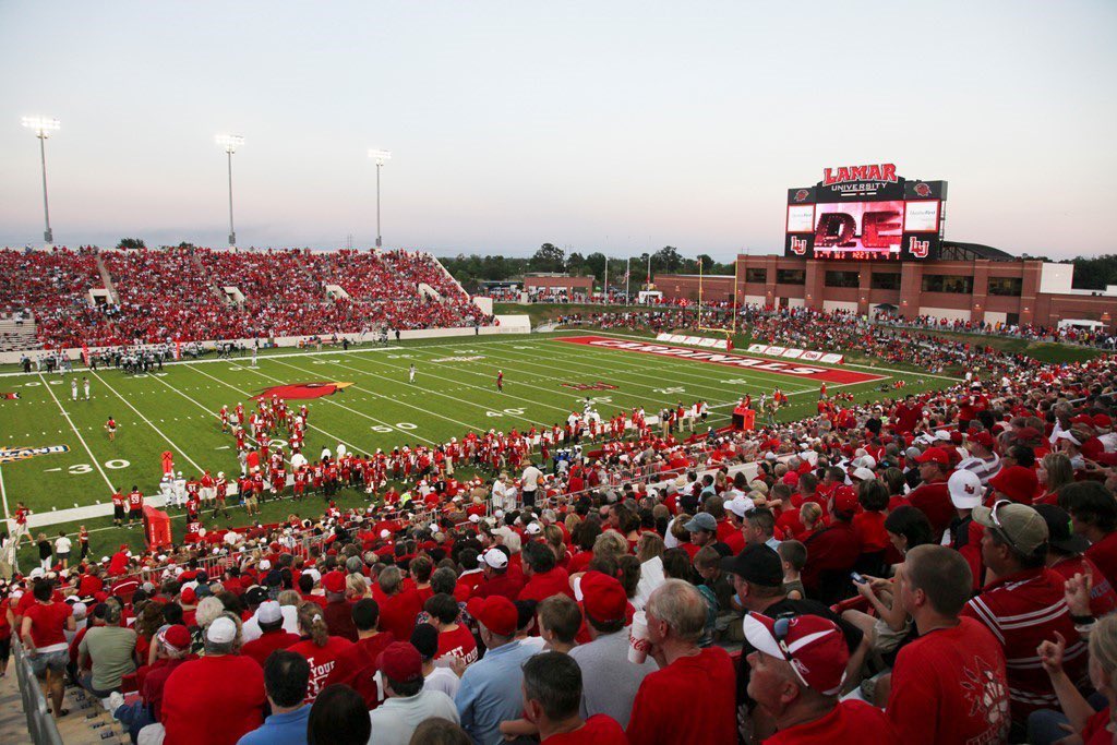 Blessed to receive my 1st D1 opportunity at Lamar University!! @Coach_Cannata @CoachRossomando @CoachWillFlem @LamarFootball