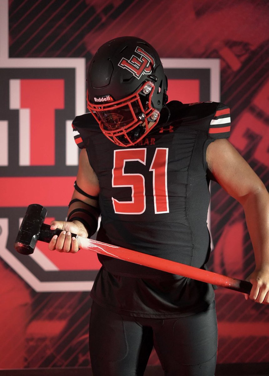 After a great conversation with <a href="/Coach_Cannata/">Matt Cannata</a> I’m extremely blessed to  received an opportunity to play for Lamar University!🔴⚪️

<a href="/LamarFootball/">Lamar University Football</a> <a href="/CoachRossomando/">Peter Rossomando</a> <a href="/JHSWarriors_FB/">Katy Jordan Football</a>