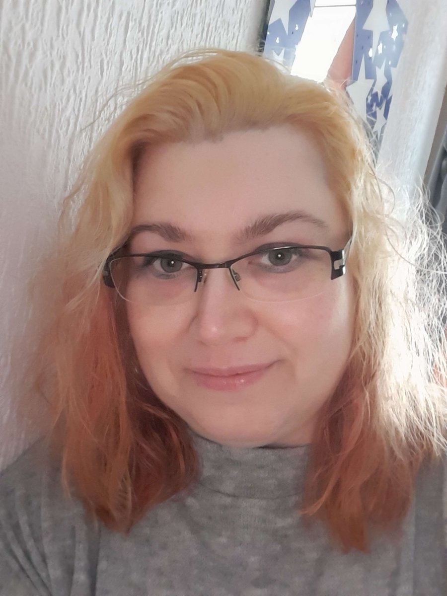 Hey ihr Lieben, ich wünsche euch einen schönen Mittwochabend ❤️

#twitch #varietystreamerin #smallstreamerin #TwitchDE #gaming #gamerin #twitchgirl #vtuberin #twitchgaming