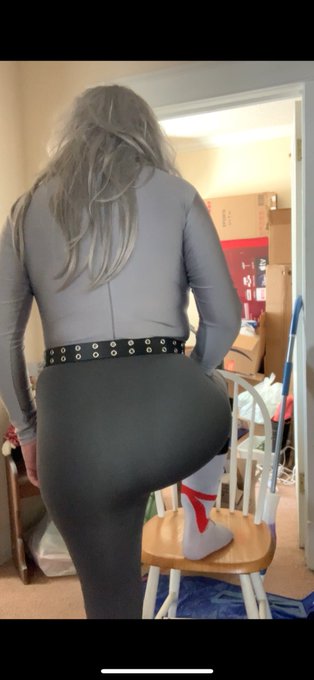 Full spandex suit and seamless leggings part 1 https://t.co/Uez166F2dD<a href="/tag/myxanniversary"class="tags"><span>#myxanniversary</span></a>