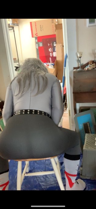Full spandex suit and seamless leggings part 1 https://t.co/Uez166F2dD<a href="/tag/myxanniversary"class="tags"><span>#myxanniversary</span></a>