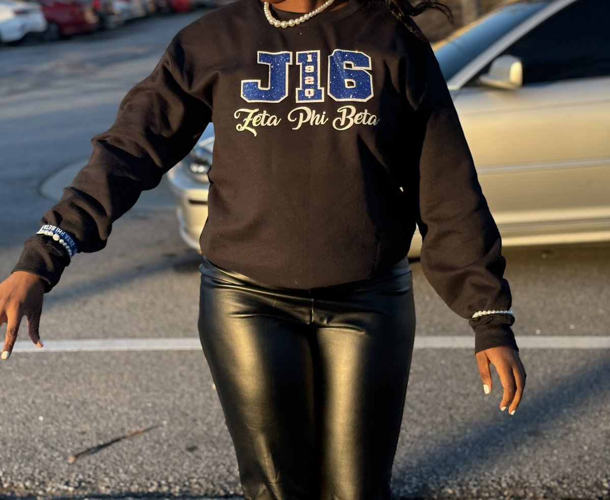 Booked & Busy 💙 tweet media