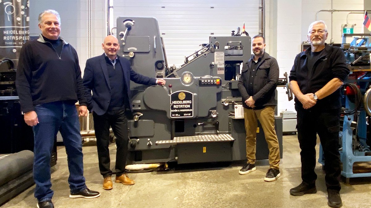 Delighted to have these distinguished guests, from l-r, #Heidelberg Canada's Bill Wilson, Mgr-National Accts. and Harold Hoff, VP-Sales&Service, with Len Larose, Founder & CEO of PBI. Looking forward to welcoming them back soon. #printingmuseum #printinghistory #museumrestoration