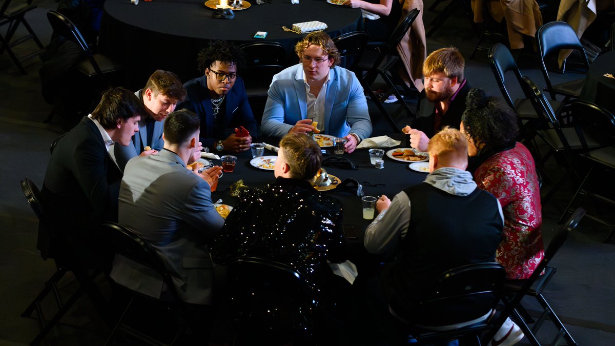 We honored our best in 2023!

Read about our 𝑶𝒘𝒍𝒔 𝑪𝒉𝒐𝒊𝒄𝒆 𝑨𝒘𝒂𝒓𝒅 𝑾𝒊𝒏𝒏𝒆𝒓𝒔!

 ℹ️ bit.ly/424q0yJ

#HootyHoo