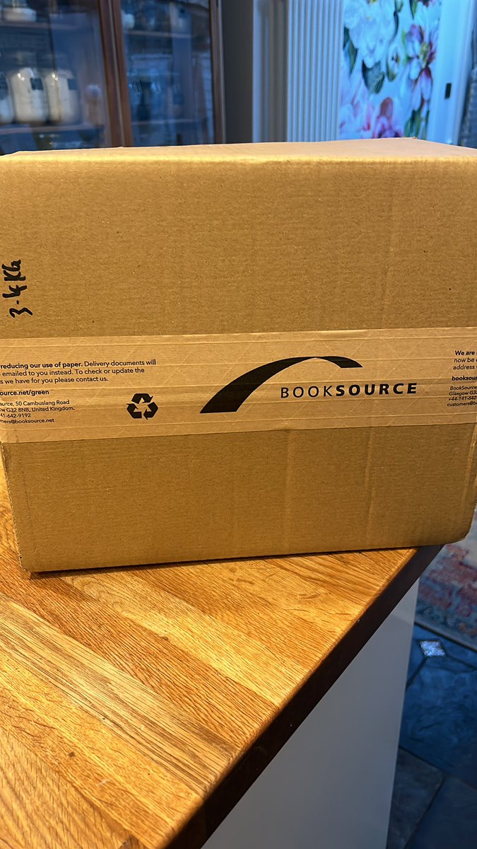 TheFlyingChild's tweet photo. The books have arrived! Nobody ever told me how hard it would be to open the box!! Need to muster a bit of courage… 

#TheFlyingChildStory #newbook #newauthor #acautionarytale #CSA @ZunTold https://t.co/FDU0M1uklM