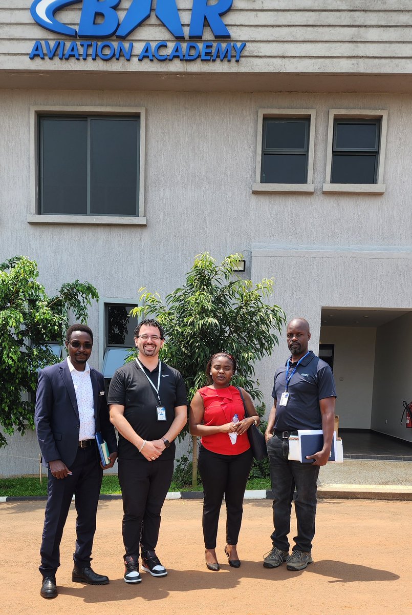 MusiimentaScov7's tweet image. It has been a beneficial discussion with @BarAviation on our collaboration for #BarBucket @ExploreUganda. Check on Bar Aviation website and see where you can visit this year Using the most affordable and timely means. Buno obunyonyi tubusobola. #VeryAffordable #DomesticTourism