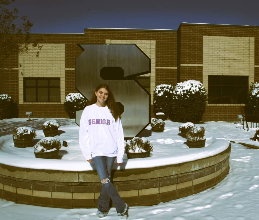 BrandiTwaddle's tweet photo. Why not have a photo shoot in the freezing cold. 📸🥶 https://t.co/DsQJMzb74u