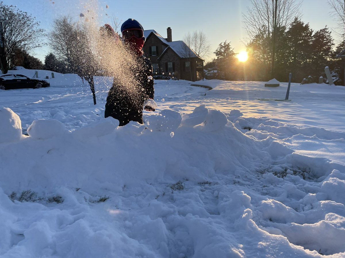 EicosanoidCore's tweet photo. Result of yesterday’s snow builds - https://t.co/9aF8mZhfH4