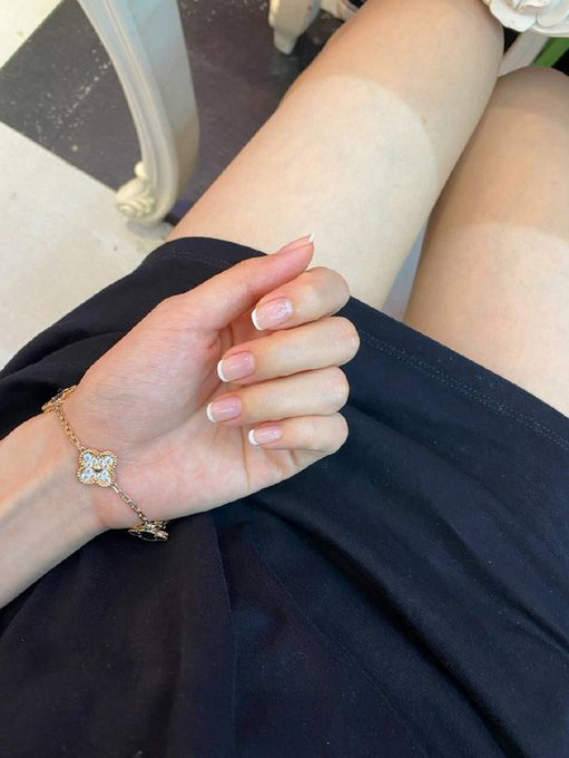 Does this bracelet look good?