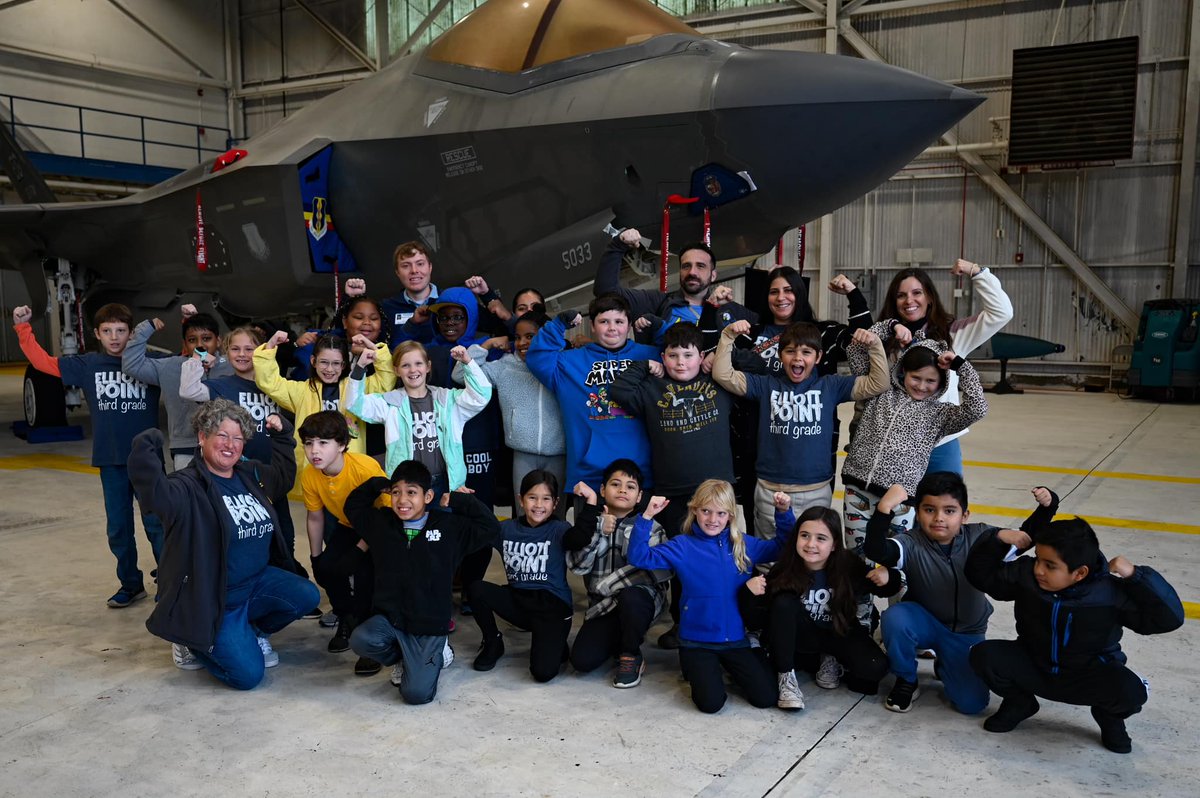 🤩 Inspiring the next gen with a 5th gen!🤩 ✈️ Students from Elliott Point Elementary School visited the 33rd FW to learn about the F-35. Their visit included presentations from a pilot and crew chief, followed by a weapons load competition.