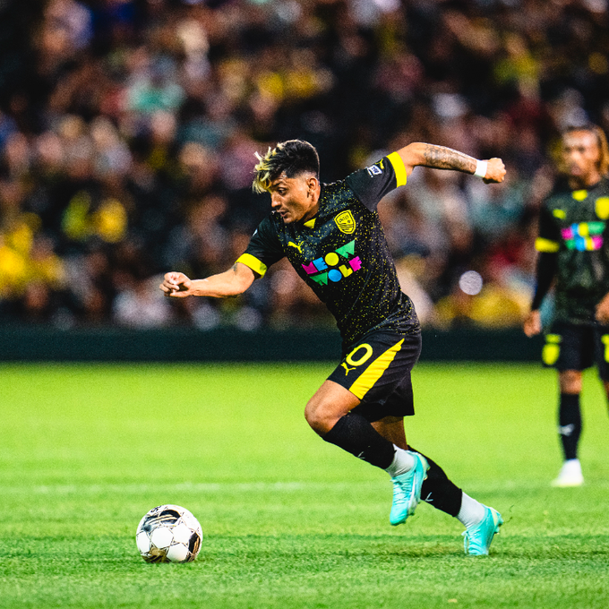 👏Desde la cuenta oficial de <a href="/USLChampionship/">USL Championship</a> se destaca que el viernes tres futbolistas de su Liga y que integran <a href="/LaSelecta_SLV/">La Selecta</a>🇸🇻 enfrentarán a Messi: <a href="/Bryan_tamacas26/">Bryan Tamacas</a>, <a href="/ericcalvillo26/">Eric Calvillo</a> y <a href="/Amando_moreno/">amando</a>