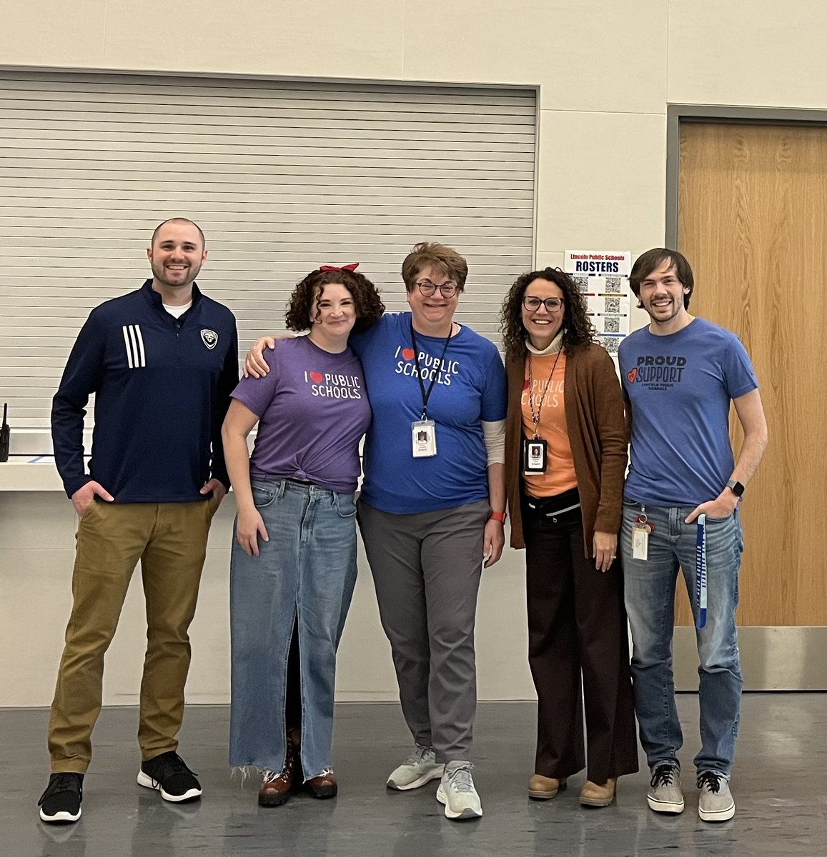 lsbhigh's tweet image. #ILovePublicSchools 
#RootedNE
#GrownForSuccess
#ProudtobeaGrizzly

We love our Standing Bear staff who brings excitement to every classroom and to our students who bring inspiration to their peers and community!