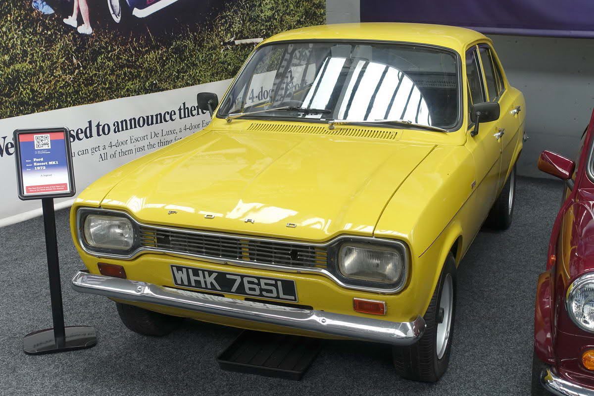 🚗 #OnThisDay - 17 January 1968 🚗

#Ford unveiled the iconic #MK1Escort at the Brussels Motor Show.

The Deluxe model cost £635 9/7d 💴 

Let’s take a ride down memory lane and celebrate the timeless allure of the #FordEscort - show us yours below! 👇 📸  #classiccars