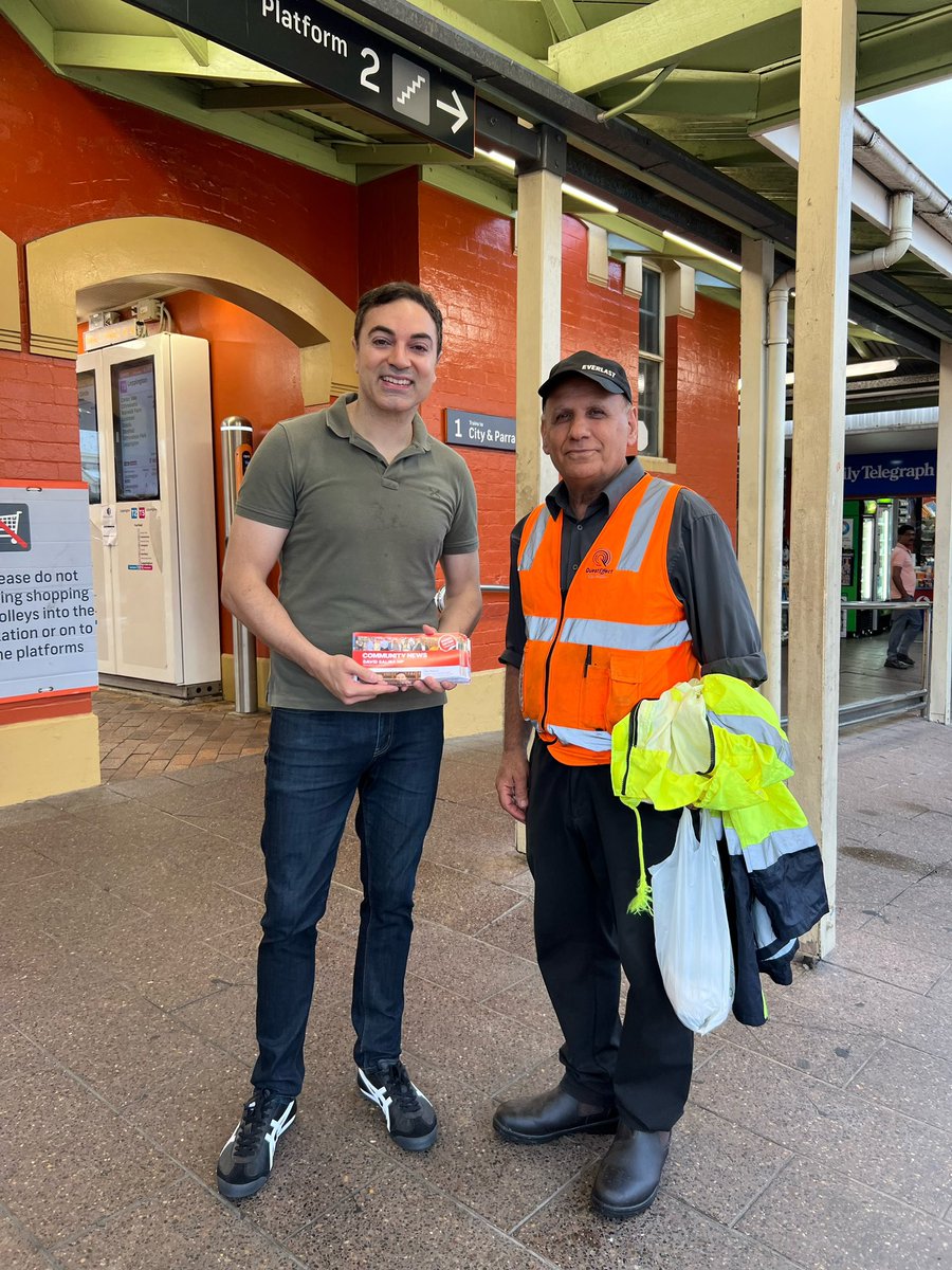 Catching up with residents at Fairfield Train Station this morning ☀️