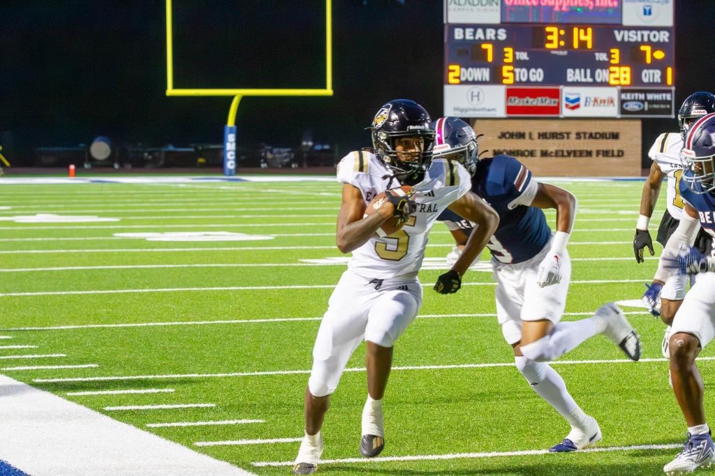 After a great talk with <a href="/Coach_Webster2/">Jonathan J. Webster</a>  I’m blessed to receive an offer to play at <a href="/eccc_football/">East Central Warrior Football 🏈</a>