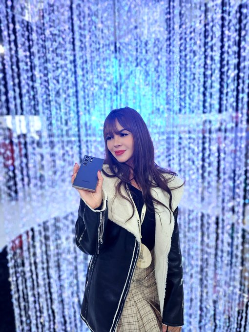 Watch Danyancat 🐰's leaked NSFW photo on TwXstars