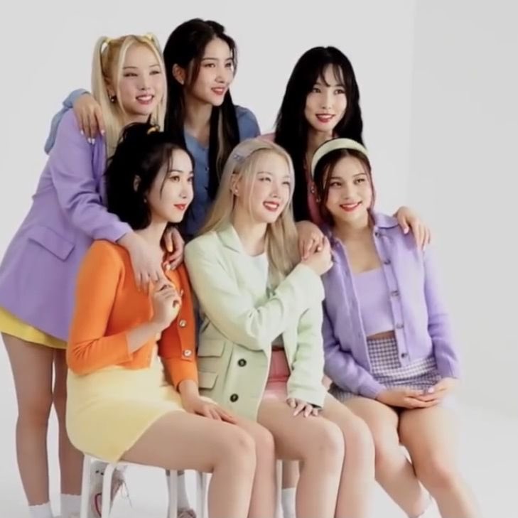 yumjikeu's tweet photo. gfriend as sanrio characters ᥫ᭡

— a thread ˚୨୧⋆｡ https://t.co/G9gDoaQdnh